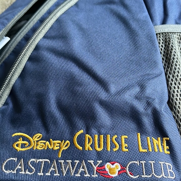 Disney Cruise Line Castaway club over the shoulder backpack w/DCL medium tote - Picture 12 of 14